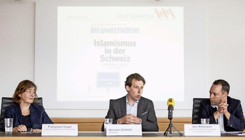 Françoise Vogel, Leiterin Prävention und Suchthilfe, Stadtrat Nicolas Galladé und Urs Allemann, Leiter Fachstelle, informierten gestern die Öffentlichkeit über die positiven Erfahrungen mit der Fachstelle Extremismus. Bild: Key