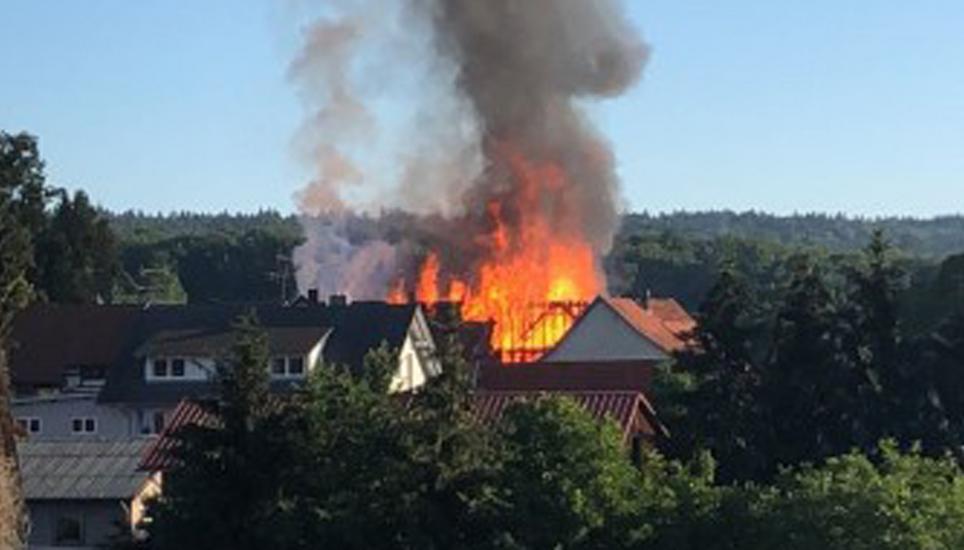 Mehrere Feuerwehren sind im Einsatz. Bild: Augenzeuge/RM