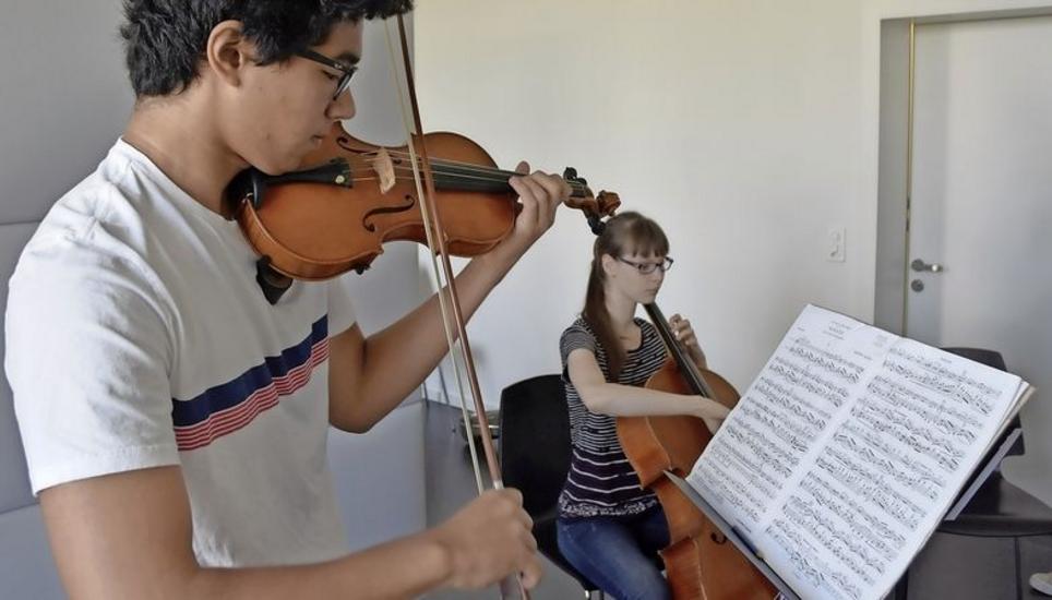 Die musikalischen Nachwuchstalente sind bei den Youth Classics hoch konzentriert bei der Sache. Bild: Thomas Güntert