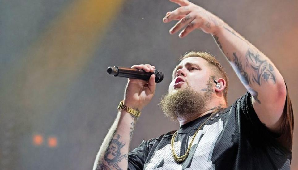 Rag'n'Bone Man war mit seinem sympathischen Auftritt der Star des Dienstagabends. Bild: Jeannette Vogel