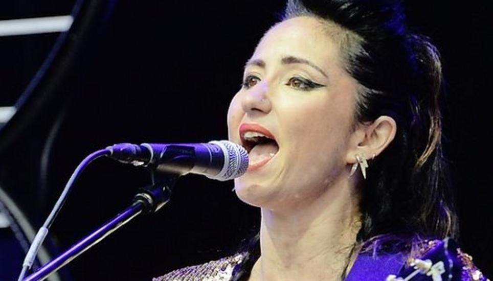 Gab alles: KT Tunstall eröffnete den Abend. Bild: Selwyn Hoffmann