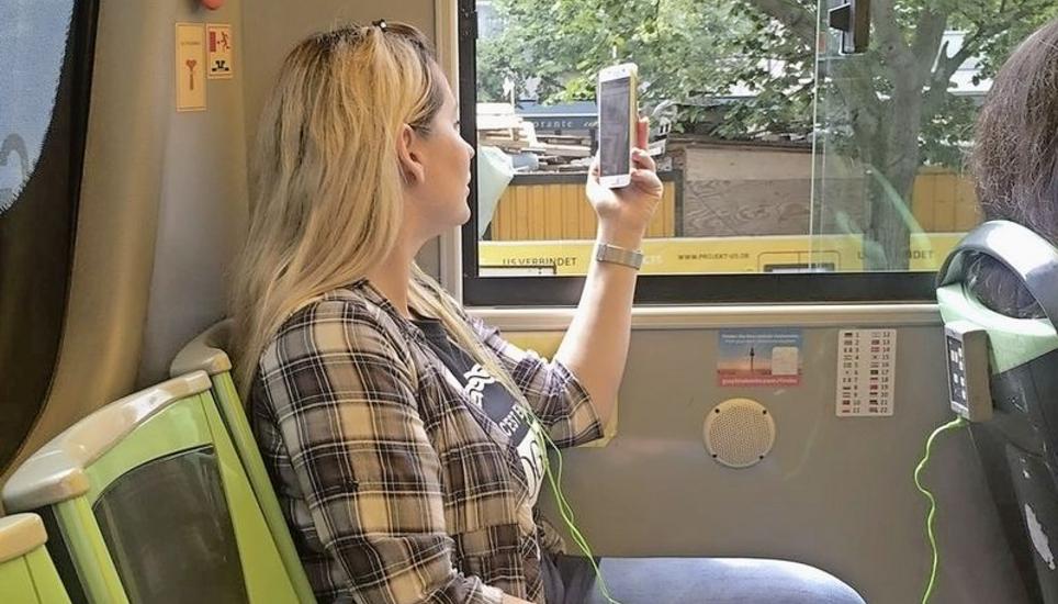 Natalie Williams testete ihre Sightseeing-App an verschiedenen Orten. Bild: zvg