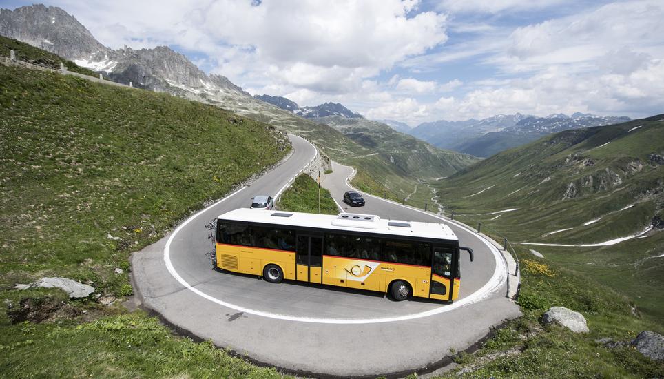 Die Postauto AG hatte zwischen 2007 und 2018 mit schwarzen Kassen Subventionen erschlichen. Nun muss sie insgesamt 205 Millionen zurückzahlen - einen kleinen Teil davon geht auch nach Schaffhausen. Bild: Key