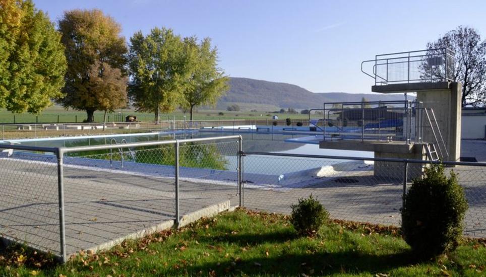 In der Badi in Neunkirch herrscht seit dem Saisonschluss vom 10. September winterliche Ruhe. Die gesamte Bädertechnik ist nun ausser Betrieb.