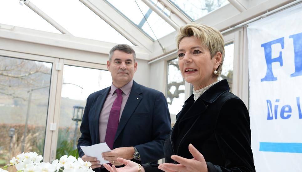 Im Vergleich zu Karin Keller-Sutter fehlen Christian Amsler in Bern unter anderem persönliche Kontakte. Bild: Selwyn Hoffmann