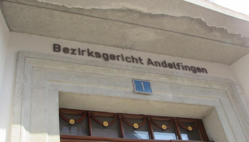 Die Staatsanwaltschaft hatte eine Freiheitsstrafe von 24 Monaten bedingt gefordert.