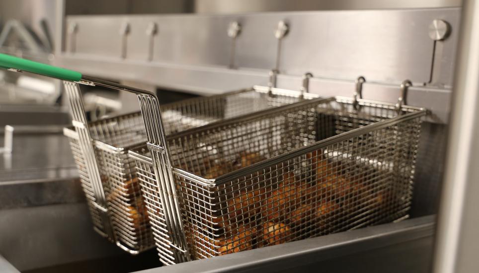 Die neuen Fritteusen wurden gestern Dienstag schon getestet.