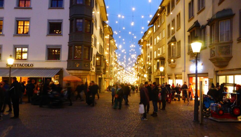Bald wird sie Schaffhausen in festliches Licht tauchen: Die Weihnachtsbeleuchtung. Bild: Radio Munot