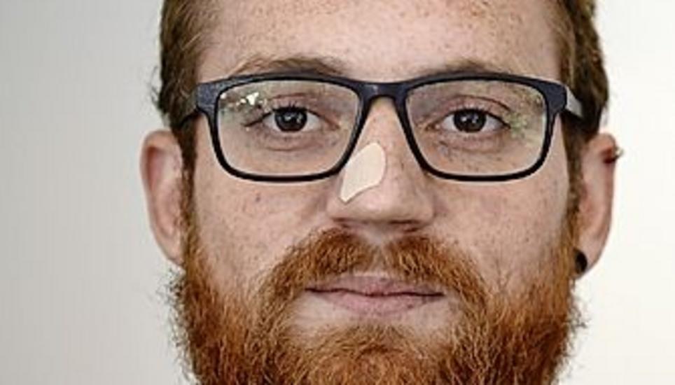 Mattias Bürgin hat seinen Militärdienst als Durchdiener, das heisst an einem Stück, absolviert. Als Sanitäter war er in Airolo tätig. «Es war eine gute Zeit, aber jetzt bin ich froh, dass ich das mühsam zusammengesuchte Material abgeben konnte», sagt er.