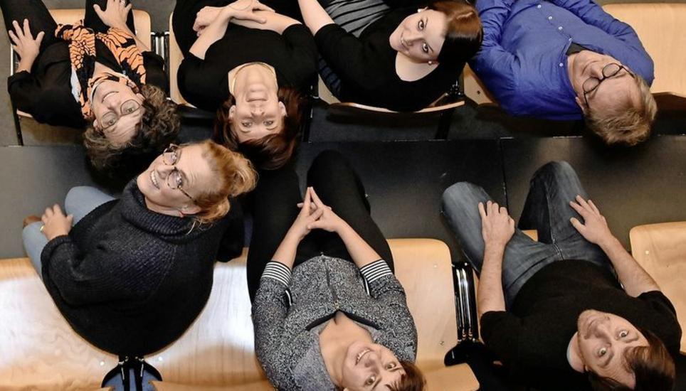 Das Leitungsteam (oben v. l.): Katharina Furrer, Jasmin Wiesli, Christina Pusterla, Thomas Silvestri; (unten v. l.): Natalie Péclard, Christine Faissler, Stefan Colombo. Bild: Julia Leppin