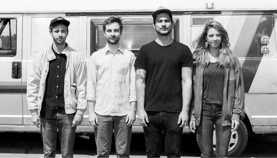 Am Samstag, 15. Dezember dürfen wir die Berner Indie-Folk-Truppe The Cavers auf dem Herrenacker begrüssen!