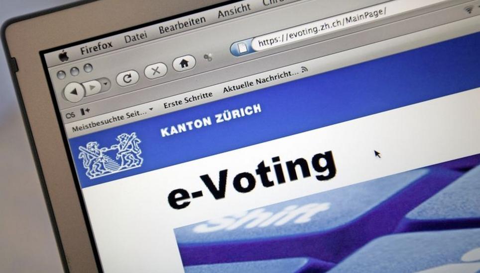 Einige bürgerliche Zürcher Kantonsräte wollen das E-Voting-Projekt des Bundes vorerst auf Eis legen. Bild: Key