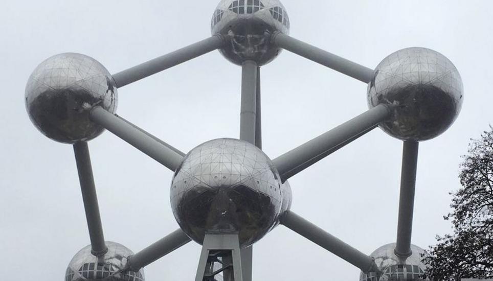 Das Atomium, das wohl bekannteste Wahrzeichen von Brüssel.