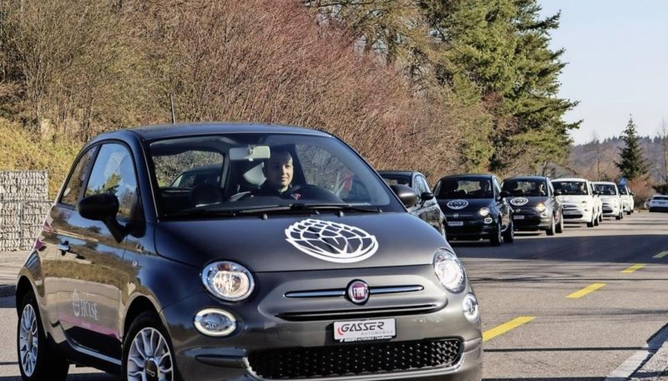 Ganze elf Stück der Hülse-Version des Fiat 500 gibt es. Bild: Jeannette Vogel