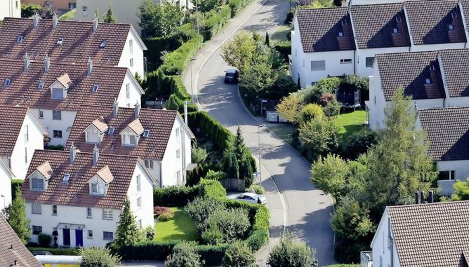 Die Besteuerung des Eigenmietwerts ist für viele Eigenheimbesitzer in der Schweiz ein Ärgernis. Bild: Key