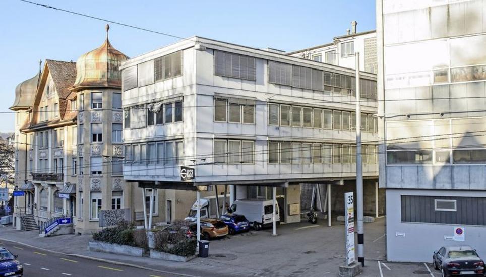 Der untere Teil des Areals Ebnat West: Hier könnte aufgrund der neuen Zone ein Hochhaus entstehen. Bild: Selwyn Hoffmann