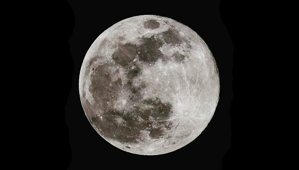Der «Supermond» brachte die Region gestern zum Staunen. Bild: Ralf Date