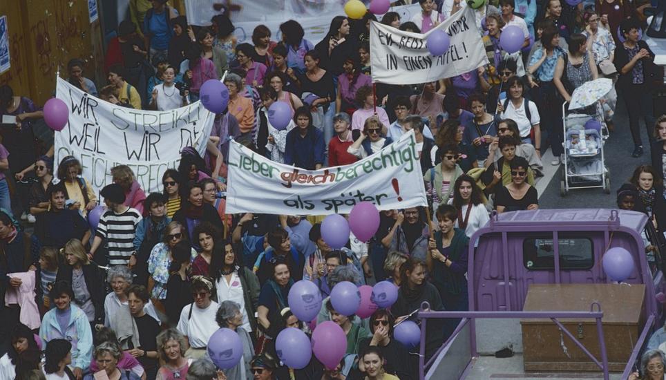 Der erste Frauenstreik fand am 14. Juni 1991 und war die «zweitgrösste Protestaktion in der Schweizer Geschichte nach dem Landesstreik». Bild: Wikimedia