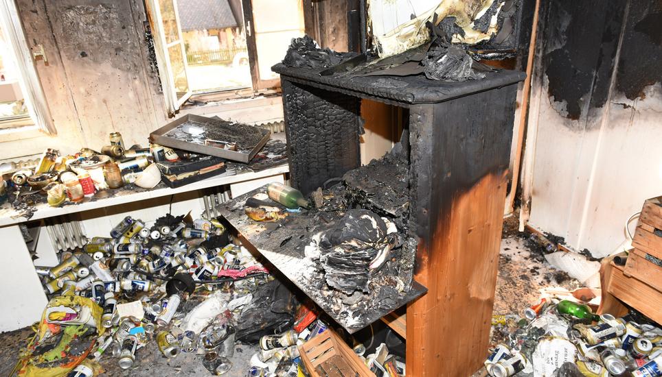 Beim Brand entstand Sachschaden in beträchtlicher Höhe. Bild: shpol