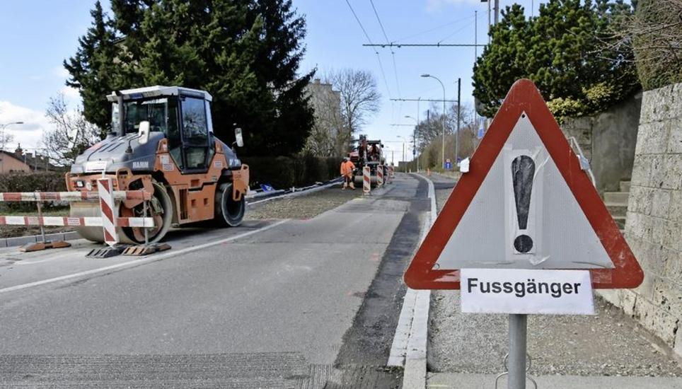 Ende März soll die Sanierung der Schützenstrasse nach über einjährigen Bauarbeiten beendet sein – mit Ausnahme des Flüsterbelags, der 2020 folgt. Bild: Saskia Baumgarnter