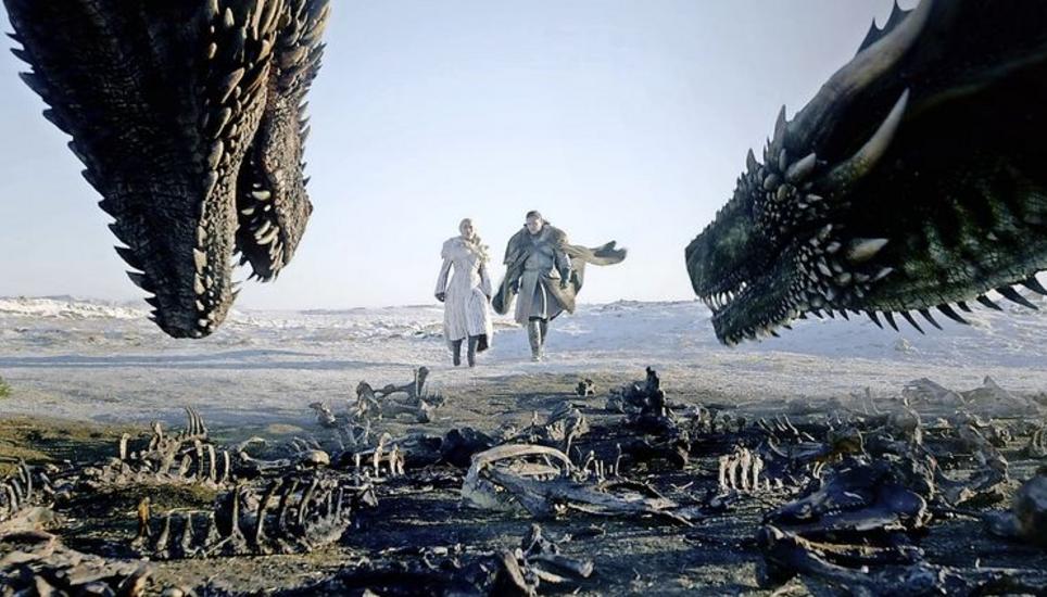 Daenerys Targaryen (Emilia Clarke) und Jon Schnee (Kit Harington) haben sich verbündet. Doch was bleibt, wenn die Schlacht gegen die Armee der Untoten ausgefochten ist? Bild: HBO