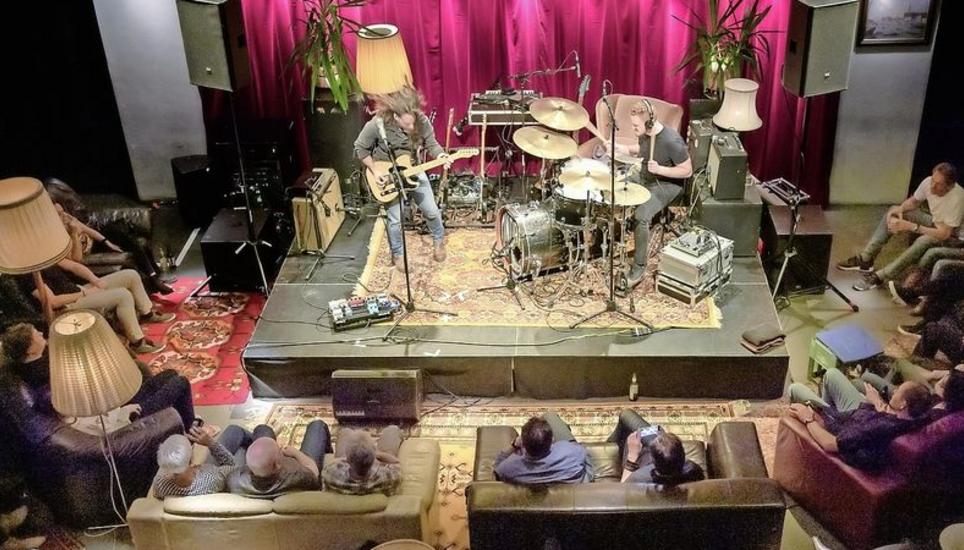 Blues-Rock Live von Andrea Bignasca (links) und Giacomo Reggiani. Bild: Michael Kessler