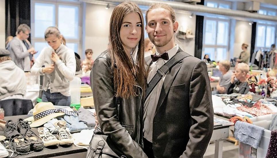 Ginevra Lo Piccolo und Robert Maric hielten Ausschau nach alten Platten mit gutem Sound.