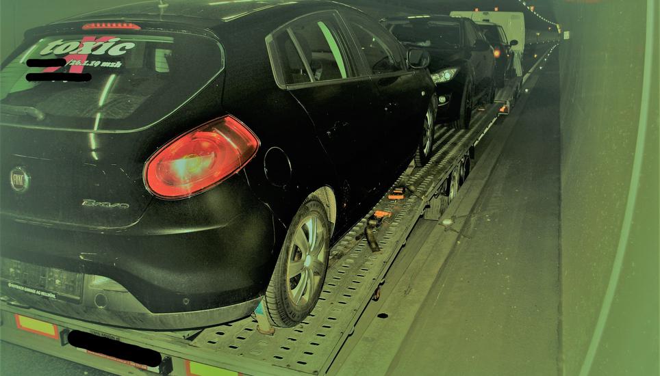 Auf der A4 kam es am Freitagmorgen zu einem Unfall. Bild: SHPol
