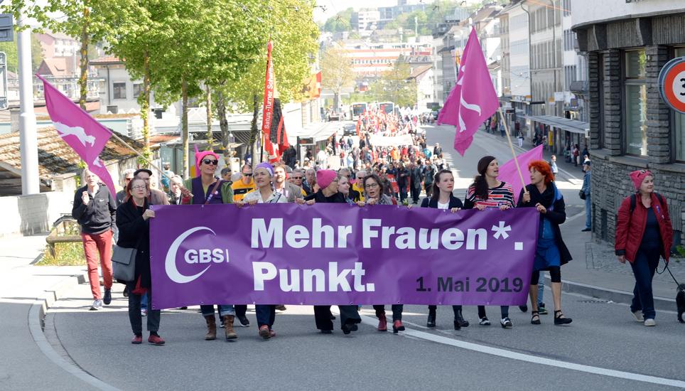 Die Frauen und ihre Rechte standen im Zentrum der von mehreren hundert Schaffhauserinnen und Schaffhauser besuchten 1.-Mai-Feierlichkeiten. Bilder: Zeno Geisseler