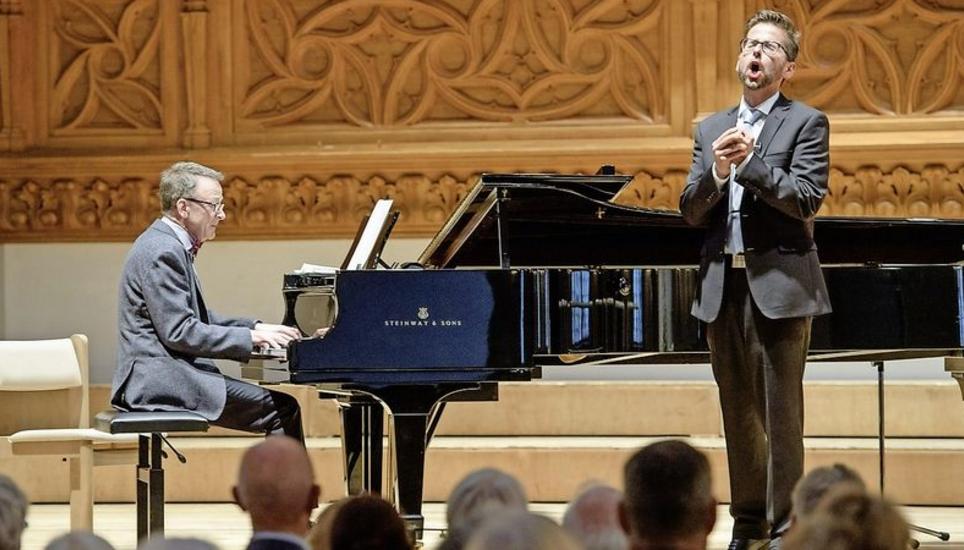 Kraftvoller Auftritt: Der Tenor Daniel Johannsen. Bild: Michael Kessler