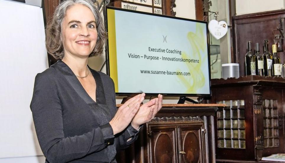 Im Rahmen des Frühstücksevents «Butter, Brot & Bildung» des Vereins Weiterbildungsforum Schaffhausen referierte Susanne B. Baumann gestern in der Schaffhauser «Tanne». Bild: Jeannette Vogel