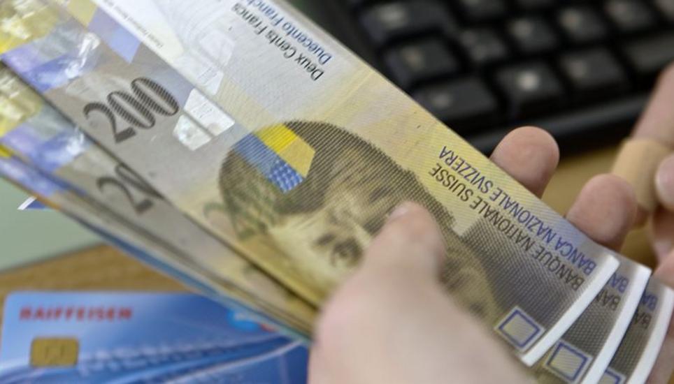 Vor allem wegen Serviceleistungen halten Kunden ihrer Bank die Treue. Bild: Key