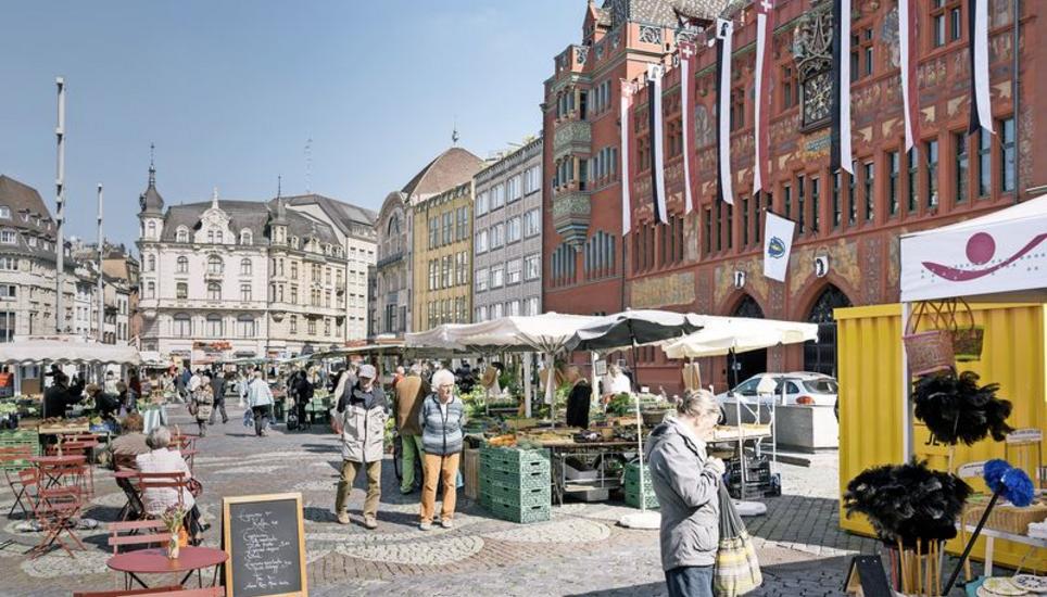 Blick auf den Marktplatz im Zentrum von Basel. Bild: Key