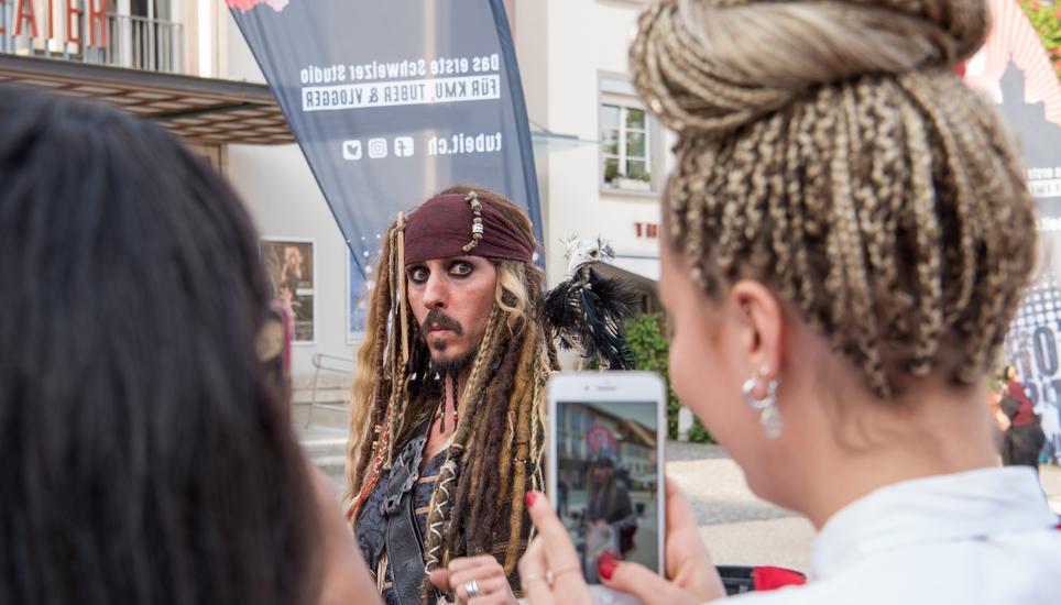 Auch Captain Jack Sparrow verirrte sich von seiner «Black Pearl» nach Schaffhausen.