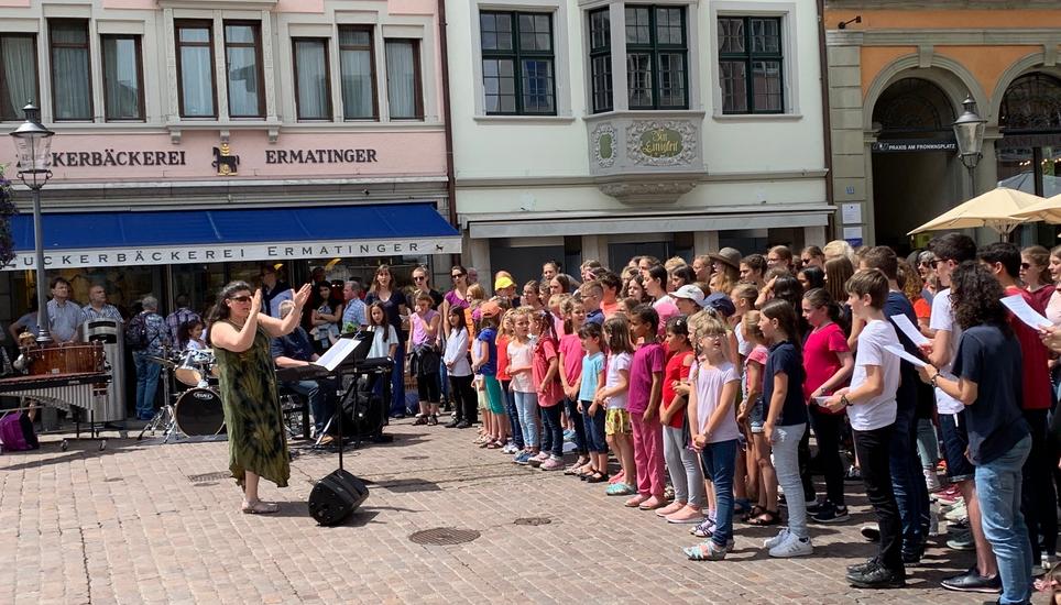 Chöre, Blasorchester oder Violinklassen musizierten in der Stadt. Bild: Radio Munot