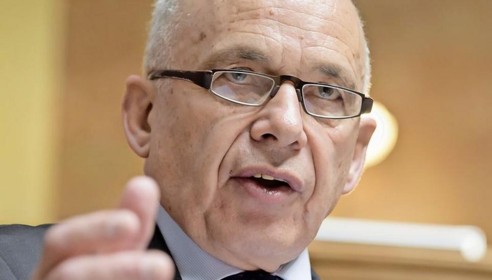 Finanzminister Ueli Maurer möchte mit einem höheren Rentenalter für Männer bei der AHV 2,5 Milliarden sparen. Bild: Key