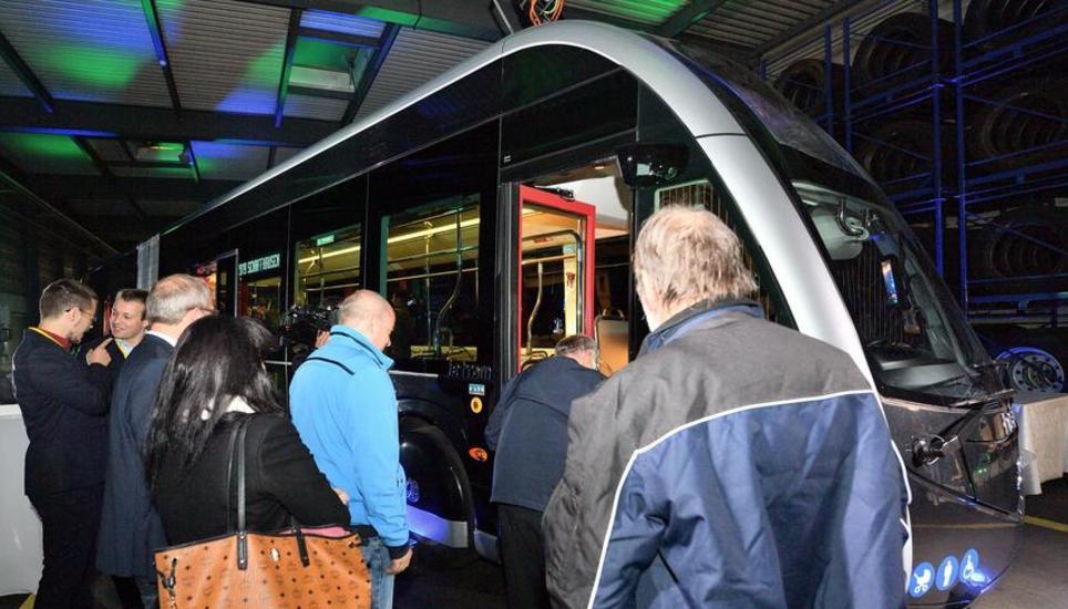 Futuristisch und leise: So soll der neue Elektrobus aussehen. Archivbild: Mike Kessler