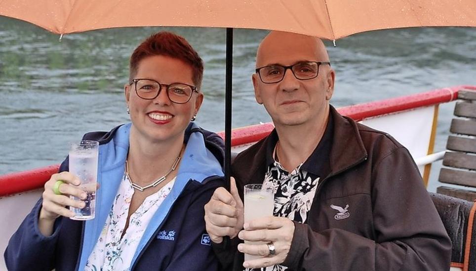 Chantal und Jörg Bertsche freuten sich aufs Tanzen und über die «geniale Idee» des Discoschiffs.