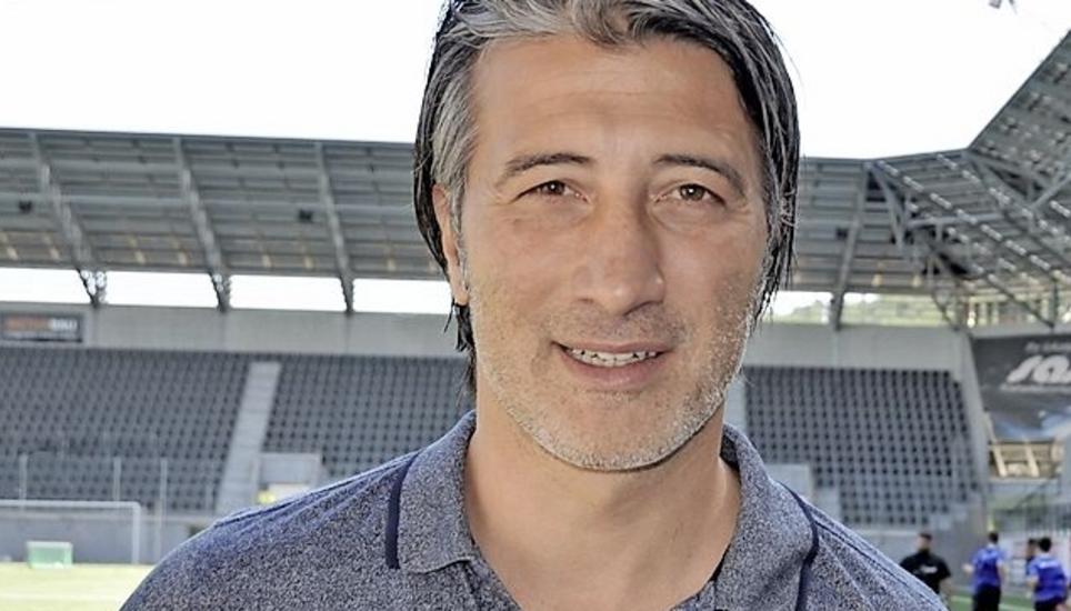 Hat derzeit viel Arbeit: FCS-Cheftrainer Murat Yakin. Bild: Daniel F. Koch