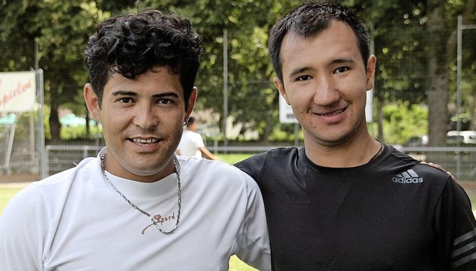 Begeistert mit dabei trotz kleinerer Blessuren waren auf der Breite Aman Amini (l.) und Zabihollah Rustami.