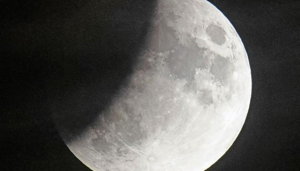 Die partielle Mondfinsternis von gestern Nacht. Bild: Key