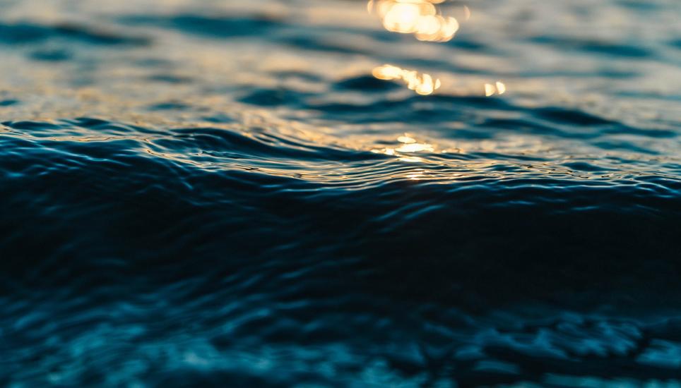 Das Wasser im Rhein ist sauber. Das bestätigte das Interkantonale Labor ein weiteres Mal. Bild: Pixabay