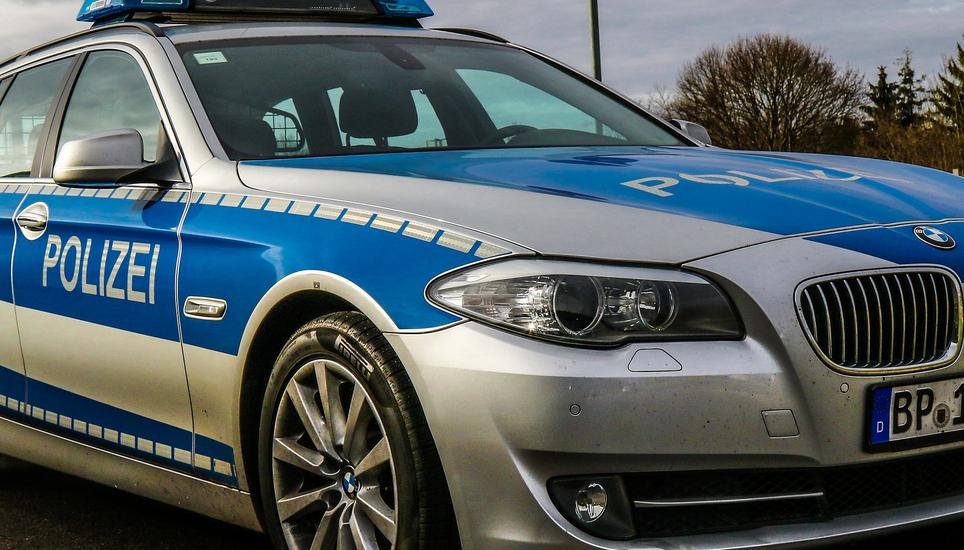 Die Bundespolizei kontrollierte den Mann in Rielasingen, in der Nähe von Ramsen. Symbolbild: Pixabay