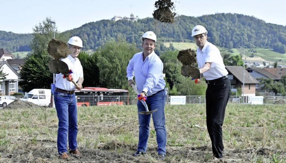 «Ticiland»-Initiator Peter Hablützel, Mitgründer Markus Mack-Even und der Steiner Stadtpräsident Sönke Bandixen. Bild: swe