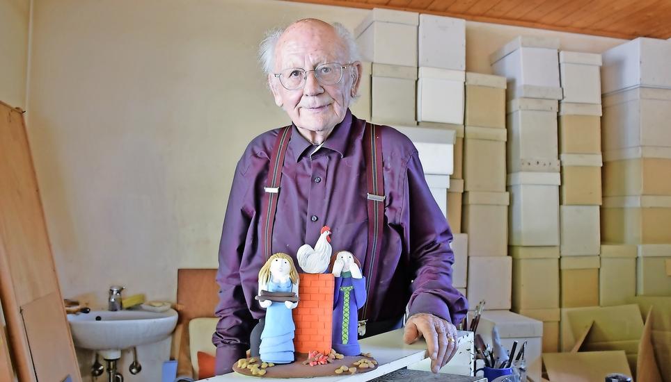 ... oder in Form von Tonfiguren zum Ausdruck. Letztere werden im November in der Wangener Kirche ausgestellt.