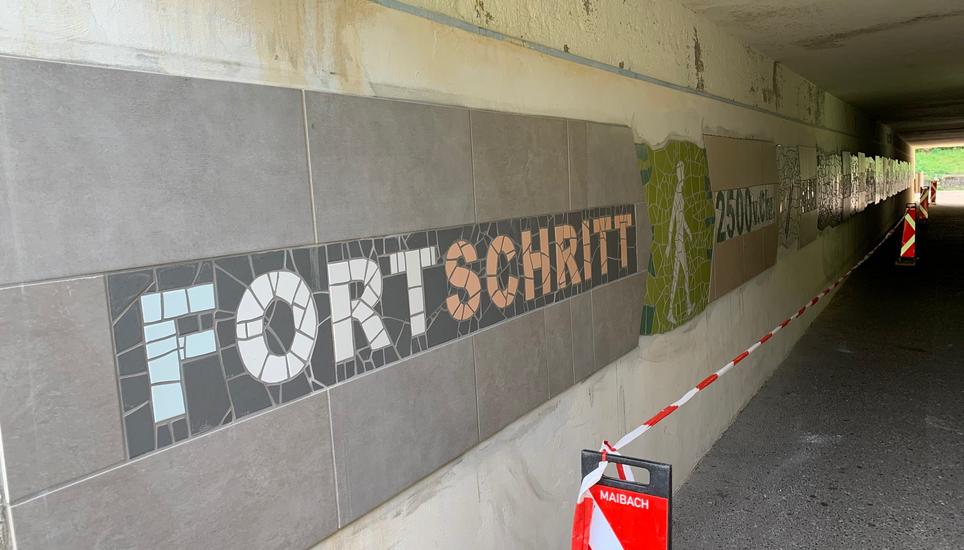 So sieht das neue Kunstwerk in der Bahnhofsunterführung aus. Bilder: Radio Munot