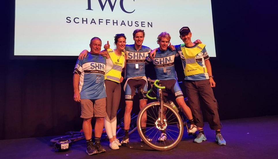 Müde, aber stolz. Das Team «shn.ch 2.0». Bilder: Sarah Keller