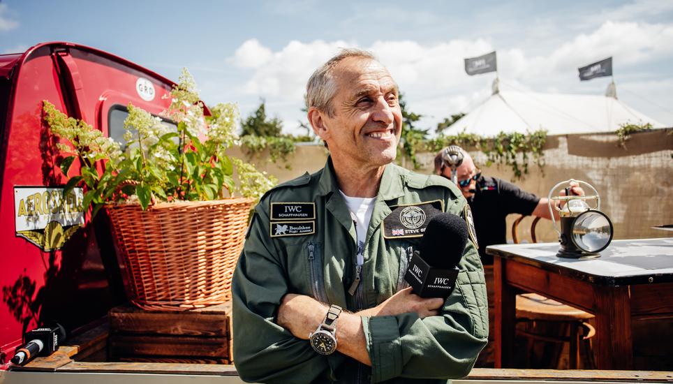 Einer der Piloten: Steve Boultbee-Brooks beim «Abflug» in Goodwood. Bild: zvg