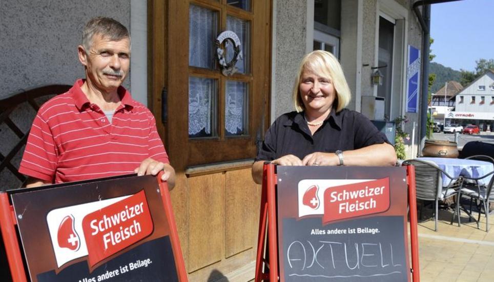 Metzgermeister Martin Fehr und Erika Fehr geben ihr Geschäft auf – nach 40 Jahren. Bild: Margrith Pfister-Kübler