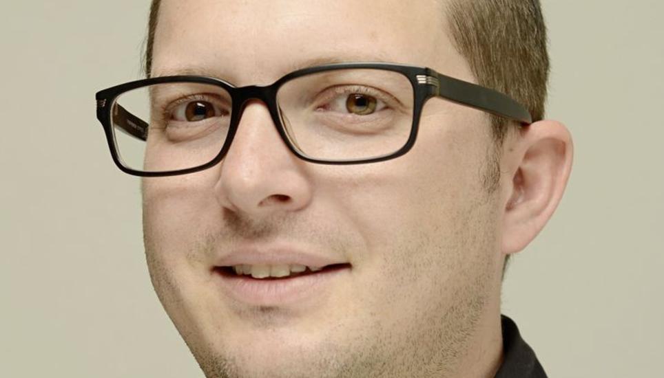 «Doch einzelne Schandflecken menschlicher Kommunikation haben sich im Verlauf der Jahre wie eine Pandemie im deutschen Sprachgebrauch ausgebreitet», schreibt Marco Planas.
